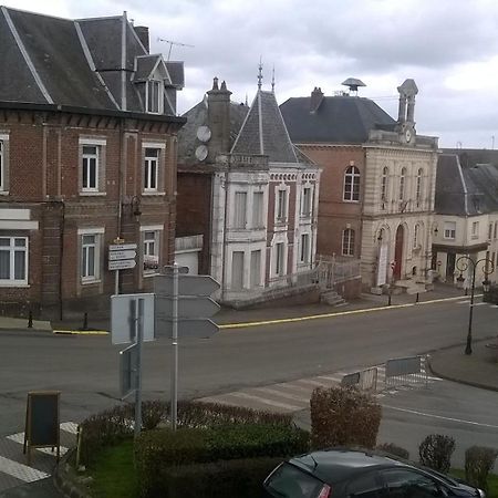 Entre Nous Hotel Rozoy-sur-Serre Ruang foto