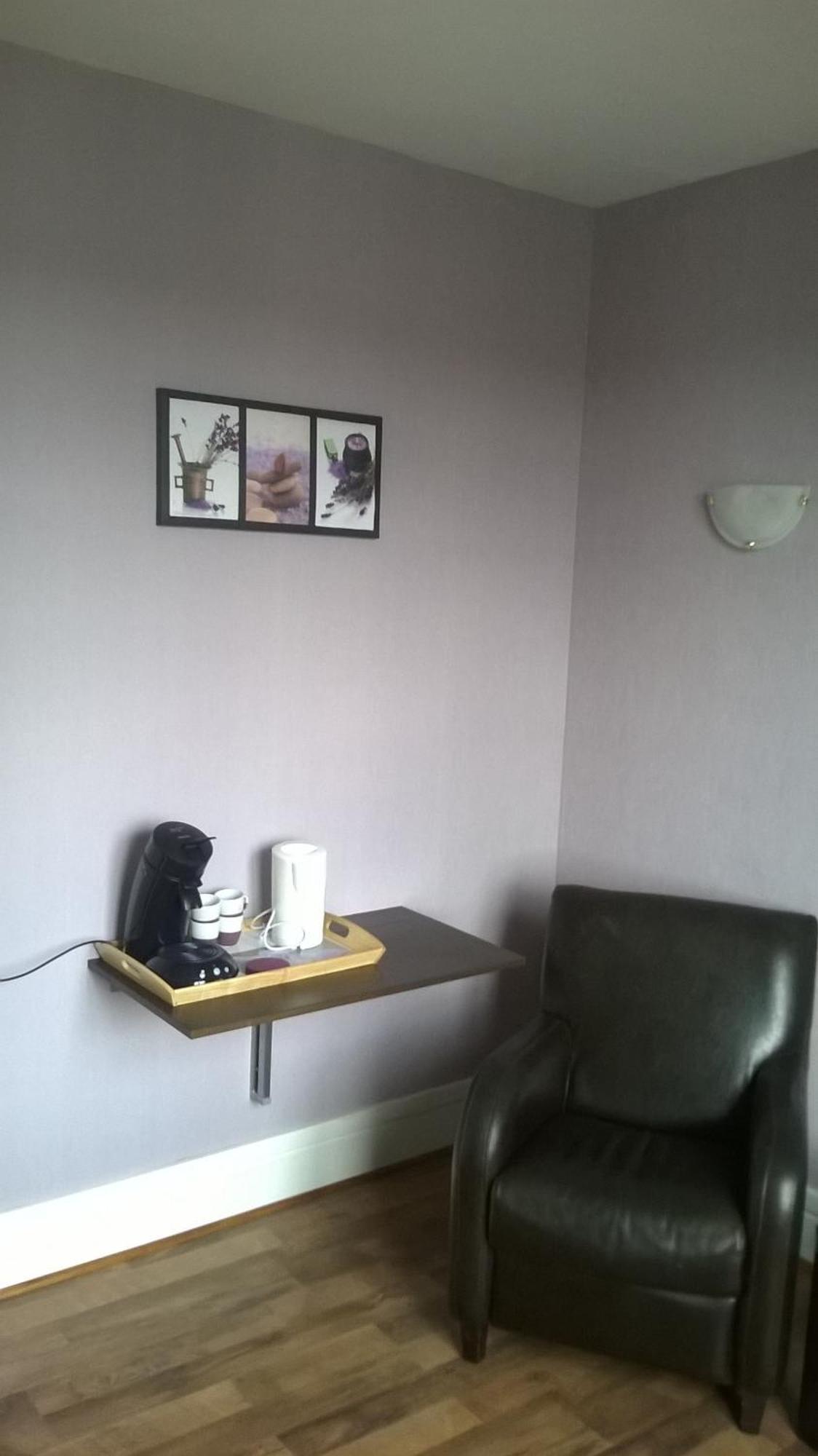 Entre Nous Hotel Rozoy-sur-Serre Ruang foto