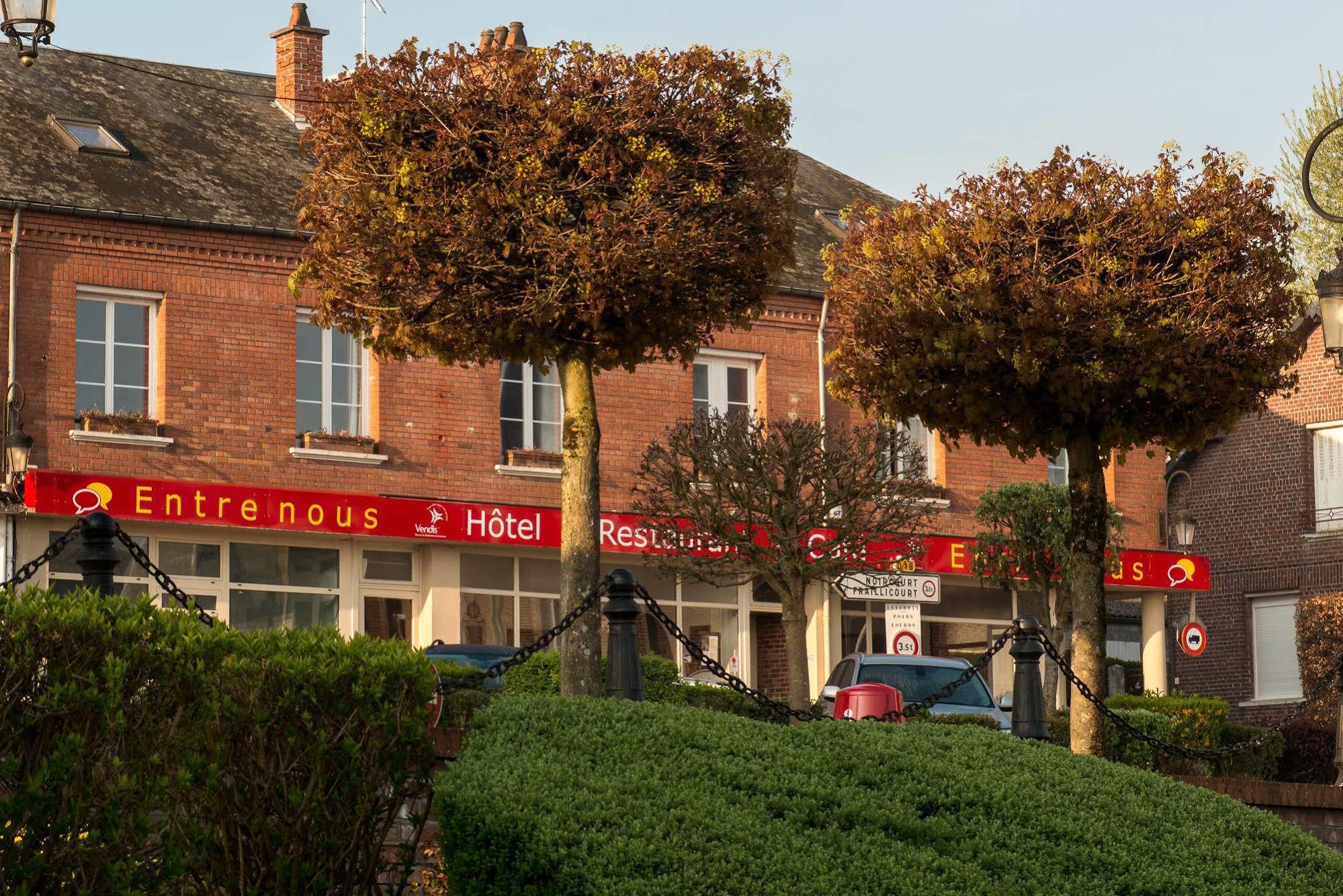 Entre Nous Hotel Rozoy-sur-Serre Bagian luar foto
